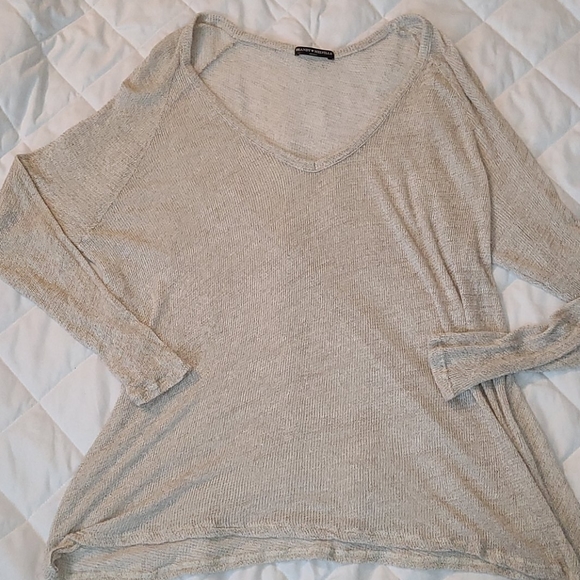 Brandy Melville Tops - Brandy Melville Long Sleeve Blouse One Size